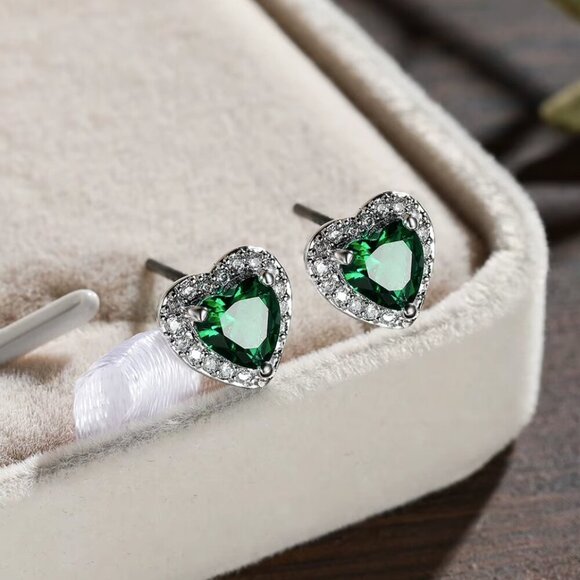 NEW 14k White Gold Emerald Diamond Earrings Heart Stud Earrings - Picture 3 of 6